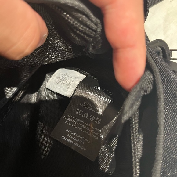 Black Stussy bag wire side crossbody messenger bag - Picture 3 of 6